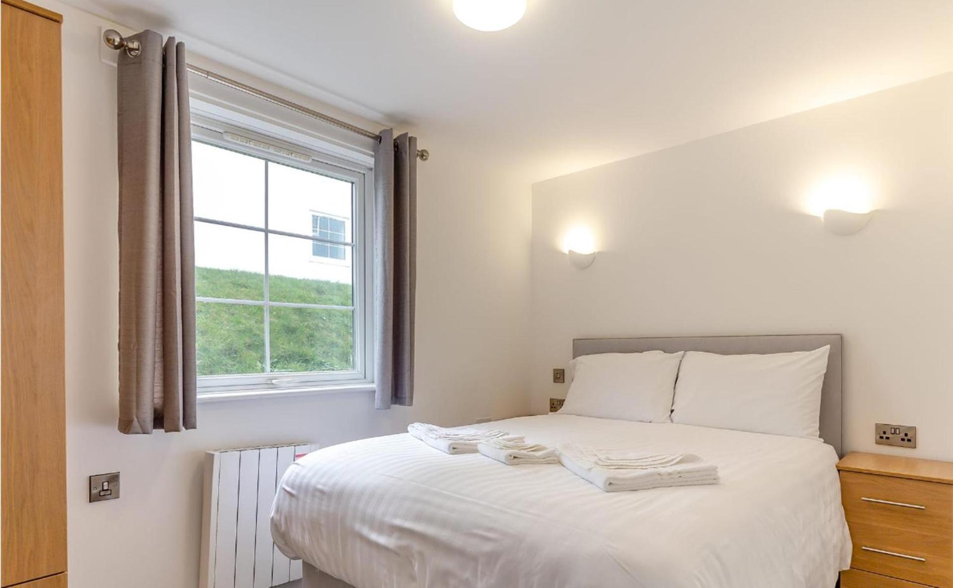 Beautiful 2-Bed Apartment In Ilfracombe Dış mekan fotoğraf